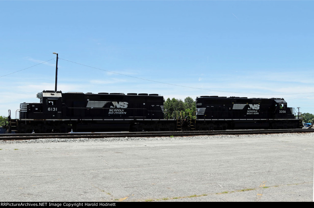 NS 6131 & 3350 work the yard